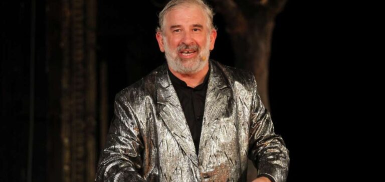 Επτά μάρτυρες υπεράσπισης στο πλευρό Φιλιππίδη – Τι ισχυρίζεται η γυναίκα του