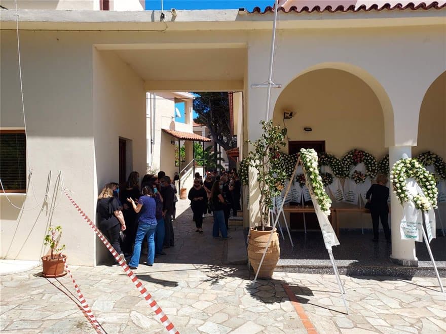 «Η κόρη μας θα μεγαλώσει και δεν θα θυμάται την υπέροχη μανούλα της» – Ο σπαραγμός του συζύγου της για την Κάρολαϊν 18 kideia_alonisos4