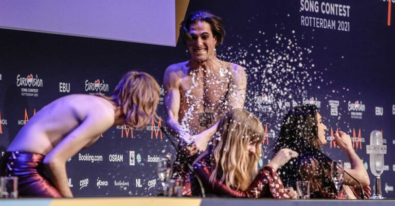 Eurovision: Δεκτό το αίτημα του τραγουδιστή των Maneskin να υποβληθεί σε τεστ ναρκωτικών