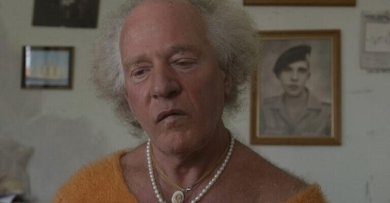 Δήμητρα της Λέσβου: «Εδώ στο χωριό δεν τον θέλει κανένας, έτσι που ήτανε» λέει ο αδερφός του