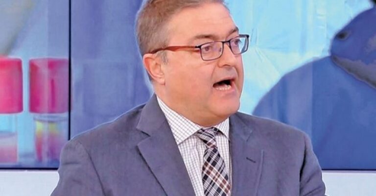 Βασιλακόπουλος: «Η ανοσία στη χώρα βρίσκεται περίπου στο 30% – Θα πρέπει να εμβολιαστεί το 70% του πληθυσμού»