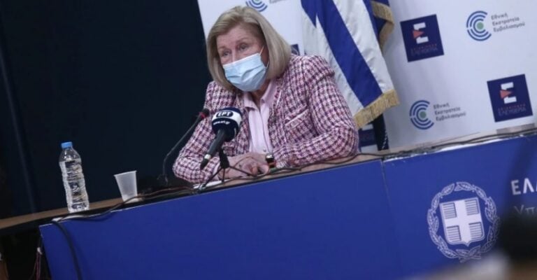 Λύγισε η Θεοδωρίδου για τον θάνατο της 44χρονης Γλυκερίας μετά το AstraZeneca