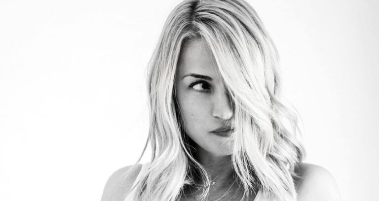 Γέννησε η Μαρία Ηλιάκη