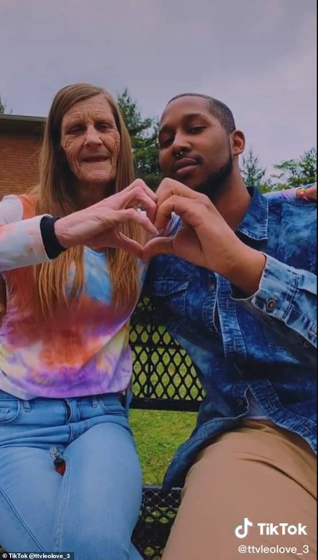 44060913 9672785 among the negative comments are messages of support from tiktok a 63 1623334350189