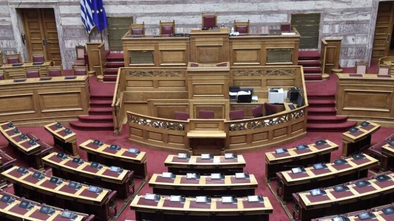 Βουλή – Εργασιακό Νομοσχέδιο: Υπερψηφίστηκε κατά πλειοψηφία