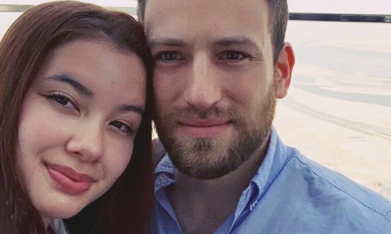 Γλυκά Νερά: Τι έγραφε το τελευταίο SMS που έστειλε η Καρολάιν στον πιλότο