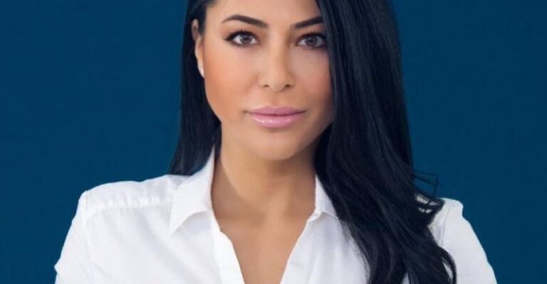 Αν ποτέ ντραπείς για κάτι που είπες, σκέψου πως υπάρχει και η Λατινοπούλου