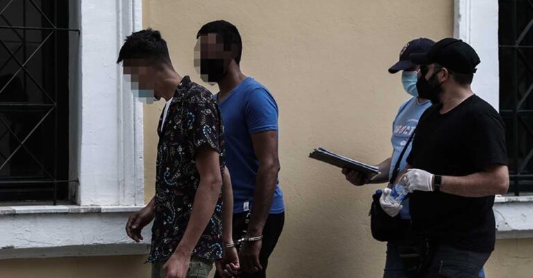 Στα «μαλακά» οι Πακιστανοί που επιτέθηκαν σε 25χρονη στην παραλία