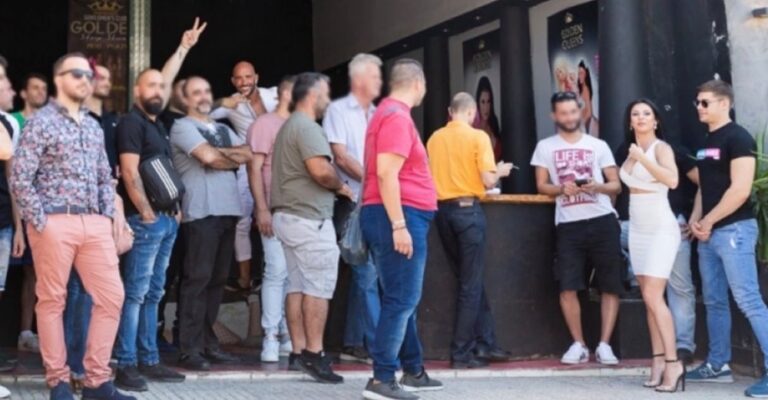 Πανικός για μια θέση σε ελληνικές ταινίες ενηλίκων: 6.851 αιτήσεις σε μία εβδομάδα