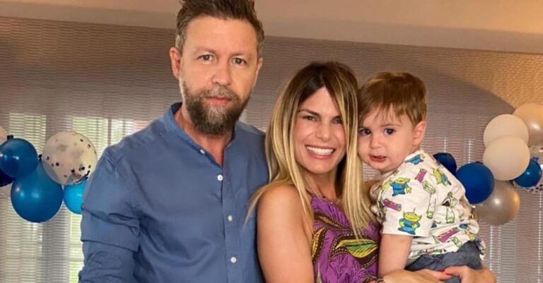 Ο Γιάννης Βαρδής βαφτίζει τον γιο του – Θα πάρει το όνομα του αξέχαστου παππού του