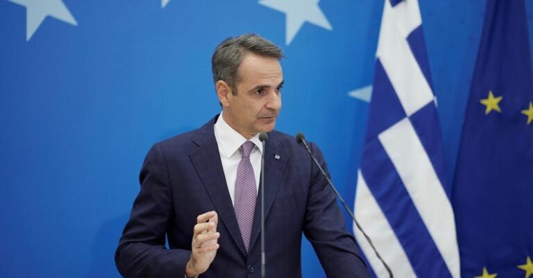 Πρωτοφανής προσβολή στην ανθρώπινη υπόσταση: Πάρτε 150 ευρώ να κάνετε τη δόση σας