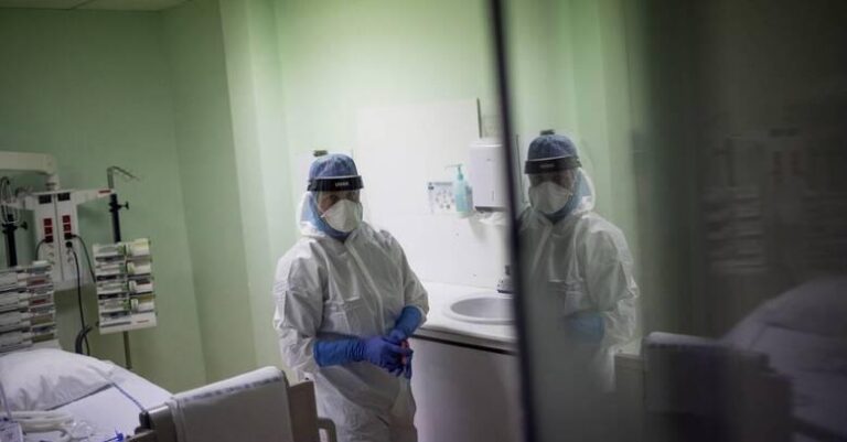 Θεσσαλονίκη: «Δεν θέλω να κάνω το εμβόλιο, ο καθένας κάνει το σώμα του ό,τι θέλει» λέει η αναισθησιολόγος που βρέθηκε θετική