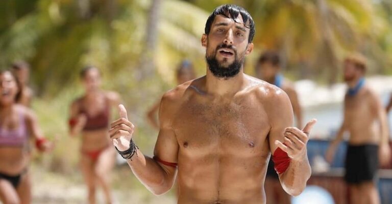 Ο πονηρός ο Σάκης και το colpo grosso με τον Τριαντάφυλλο για να πάρει το έπαθλο