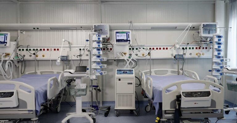 Λαμία: Μητέρα χτυπούσε το εξάχρονο παιδί της μέχρι να πέσει αναίσθητο – Αγωνία για το αγοράκι