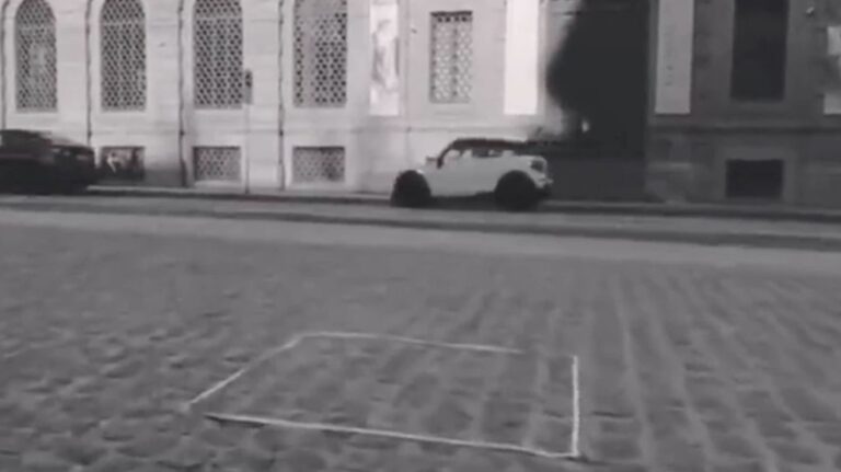 Ιταλία: Πωλήθηκε αόρατο άγαλμα για 18.000 δολάρια