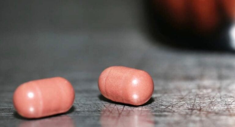 Βρέθηκε χάπι που σταματά τον πολλαπλασιασμό του κορωνοϊού