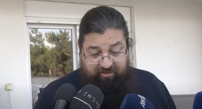 Ξεσπά ο ιερέας για τον θάνατο της 14χρονης κόρης του: «Της έκαναν bullying γατί ήταν παχύσαρκη»