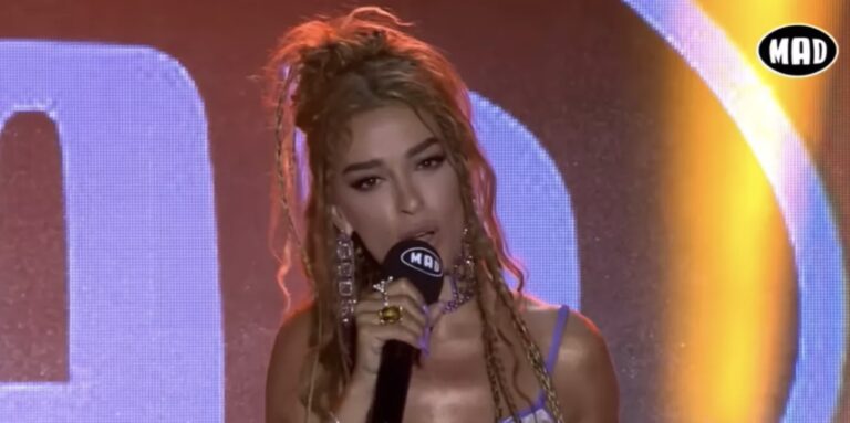 Ηχηρό μήνυμα από την Ελένη Φουρέιρα: «Να αγαπάτε και να σέβεστε τις γυναίκες»