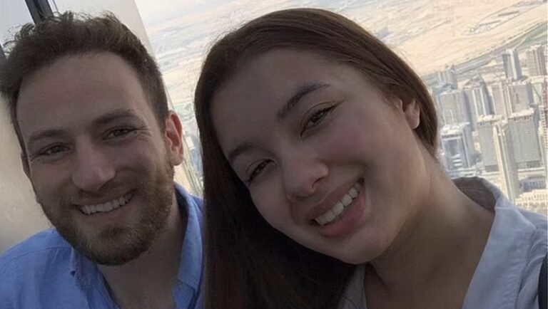 Γλυκά Νερά: Η Daily Mail αποκαλύπτει κρυφό ημερολόγιο της άτυχης Κάρολαϊν – «Είναι επικίνδυνος» έγραφε