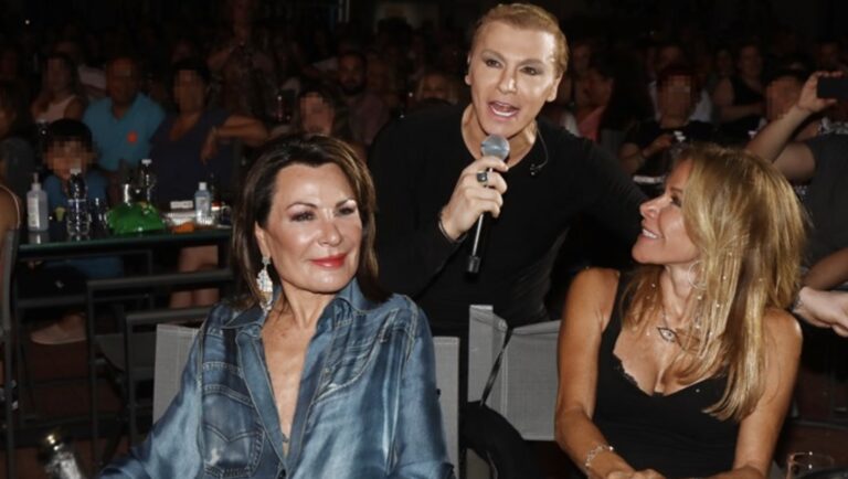 Δυο κυρίες στα «μπουζούκια»: Βραδυνή έξοδος για Γιάννα Αγγελοπούλου και Μαριάννα Λάτση