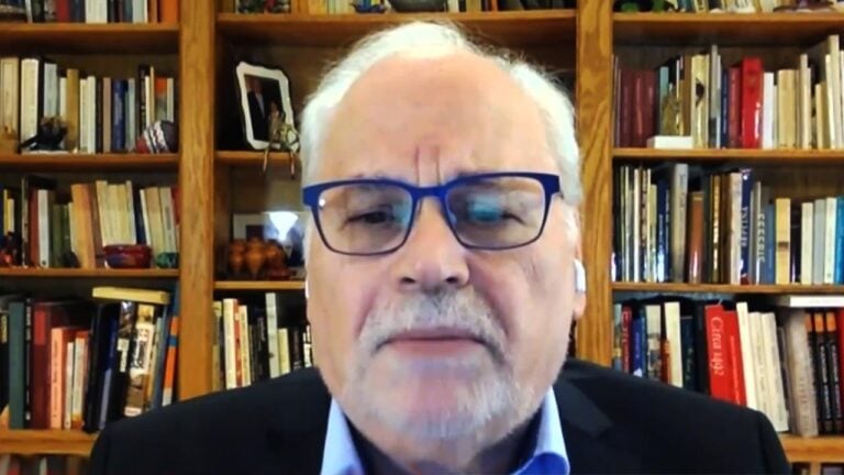 Παυλάκης: «Δεν είναι απίθανο το να φτάσουμε τα 10.000 κρούσματα ημερησίως»