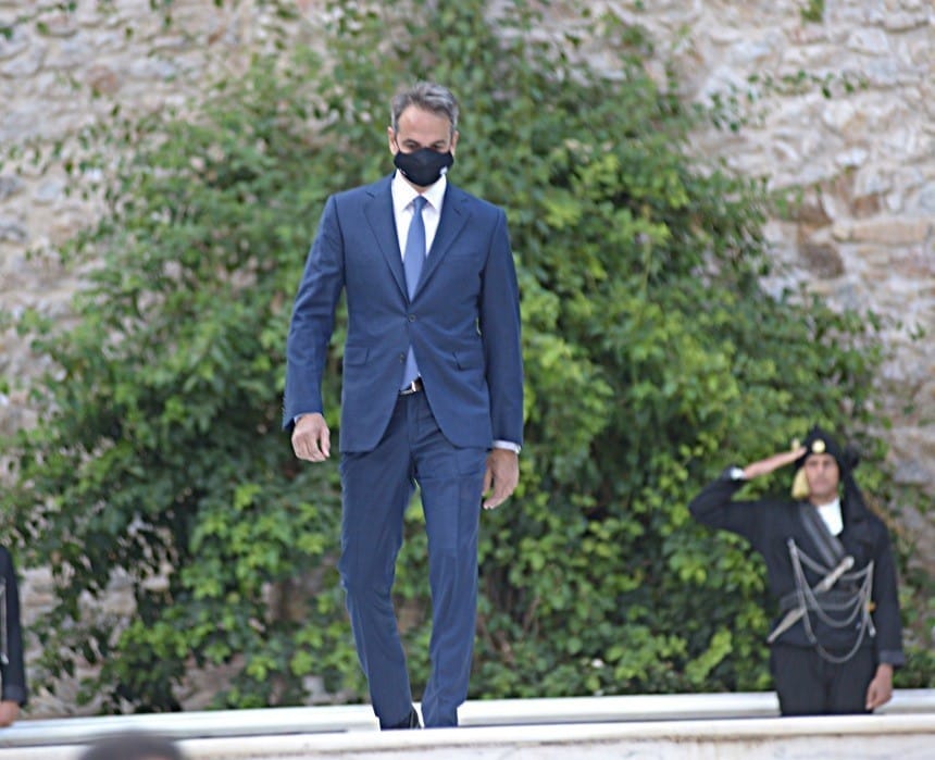 Εντυπωσιακές παρουσίες στο Προεδρικό Μέγαρο για την 47η επέτειο Αποκατάστασης της Δημοκρατίας 5 210725170336 megaro6