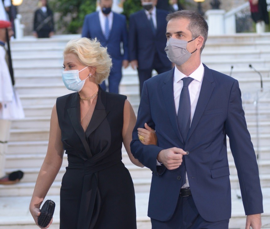 Εντυπωσιακές παρουσίες στο Προεδρικό Μέγαρο για την 47η επέτειο Αποκατάστασης της Δημοκρατίας 9 210725170341 megaro11