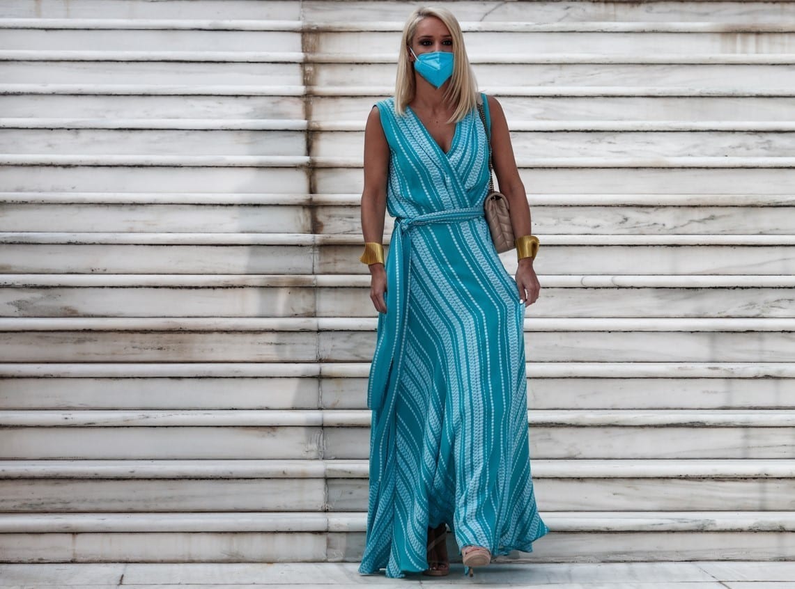 Εντυπωσιακές παρουσίες στο Προεδρικό Μέγαρο για την 47η επέτειο Αποκατάστασης της Δημοκρατίας 18 210725170355 screenshot 11
