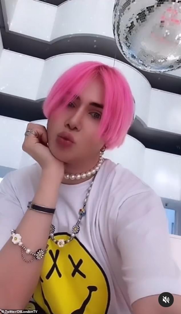 44816599 9737069 a white influencer who has had 18 surgeries to look like k pop s a 24 1624974547223