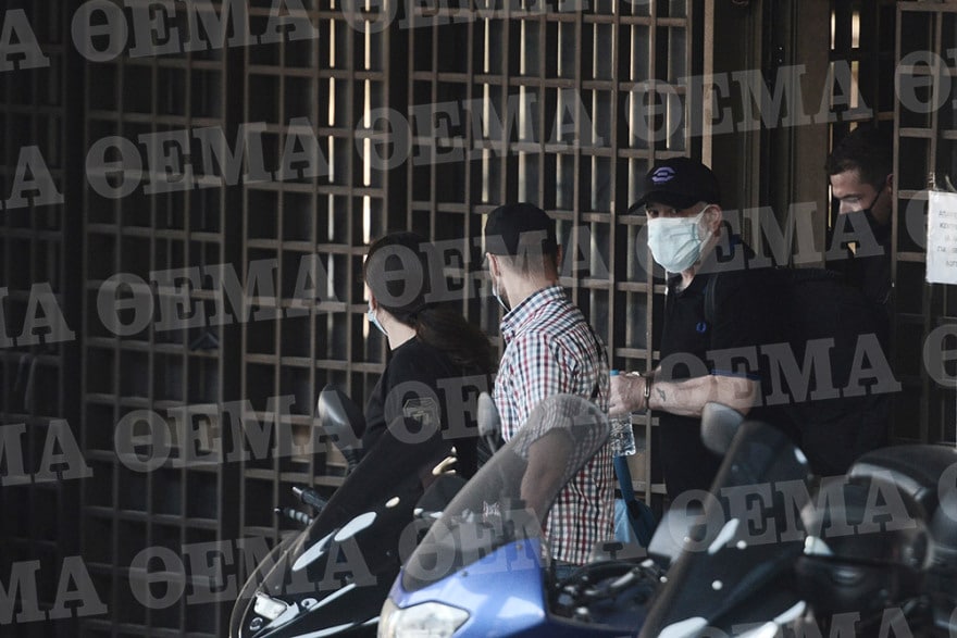 Πέτρος Φιλιππίδης: Με χειροπέδες μεταφέρεται στις φυλακές Τριπόλεως 2 DSC_8677-01_2