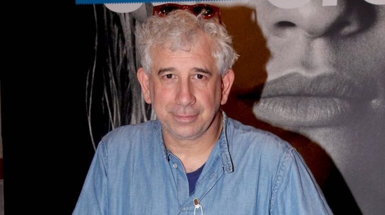 Πέτρος Φιλιππίδης: Γυναίκα αστυνομικός καταγγέλλει ότι της «όρμηξε» στο θέατρο