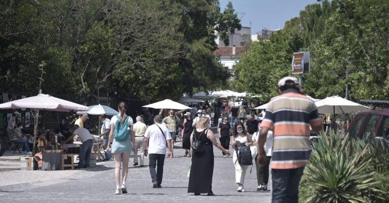 Κορονοϊός: «Βράζουν» πέντε περιοχές της χώρας – Ποιες έχουν τα υψηλότερα ποσοστά στον δείκτη θετικότητας