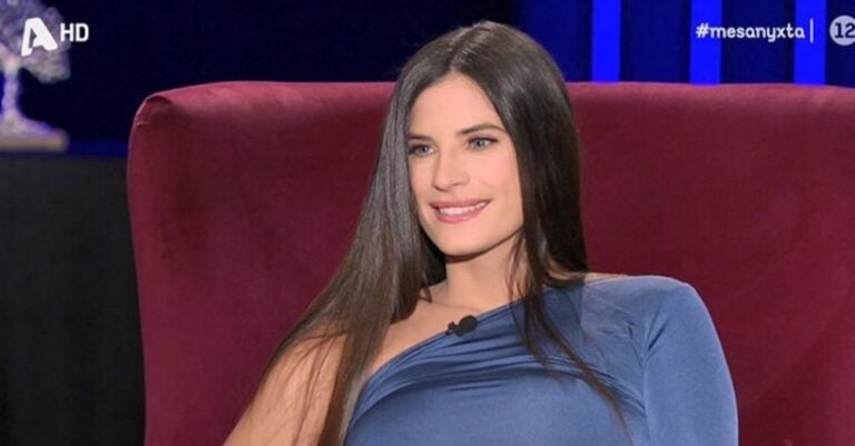 Χριστίνα Μπόμπα: «Έκλεισα ραντεβού για να κάνω το εμβόλιο – Θηλάζω τις κόρες μου»