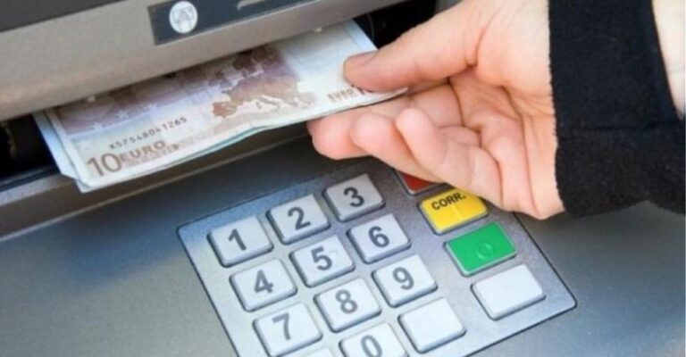 «Μπλόκο» στα επιδόματα & στην οικονομική στήριξη των ανεμβολίαστων