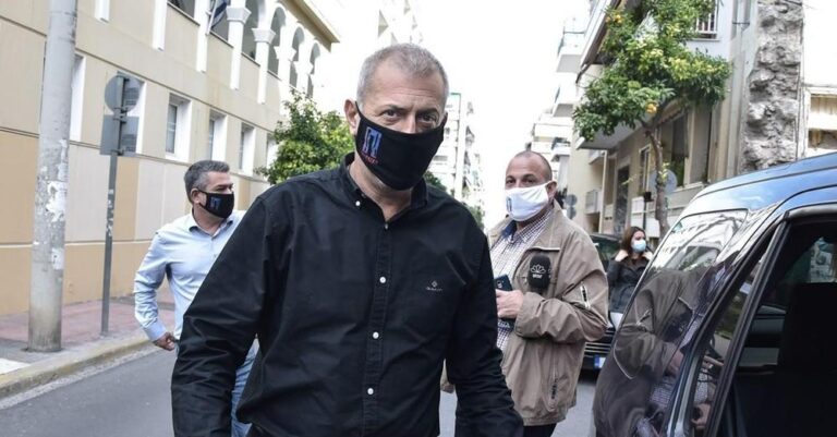 Με κορονοϊό ο Γιάννης Μώραλης: «Ευτυχώς που ο ιός με ‘συνάντησε’ διπλά εμβολιασμένο»