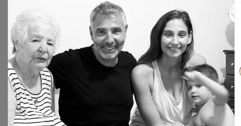 Θοδωρής Αθερίδης: Τέσσερις γενιές σε μια φωτογραφία!