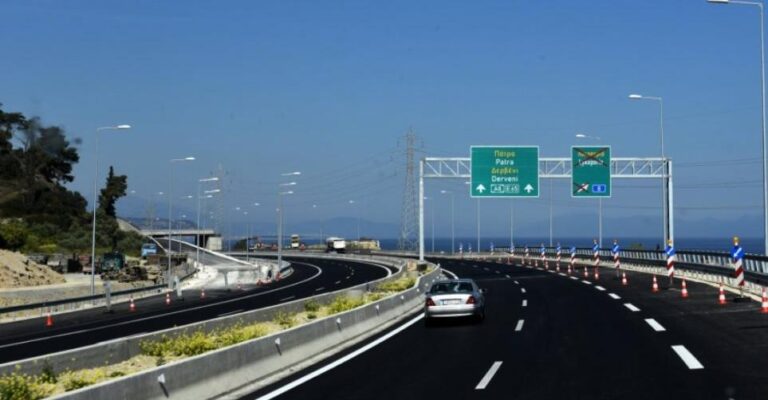 Προ των πυλών η μετακίνηση εκτός νομού μόνο με εμβόλιο ή τεστ