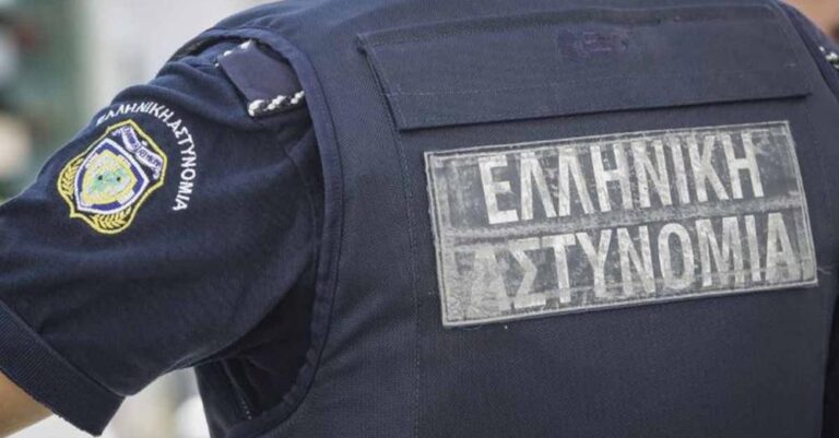 Κλωτσιές και χαστούκια από αστυνομικό σε δεμένη ασθενή – Τον μήνυσε εργαζόμενη του νοσοκομείου