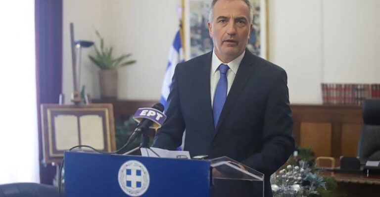 Καλαφάτης: «Οι αριθμοί μιλούν – Το 99% όσων έχουν νοσήσει ήταν ανεμβολίαστοι»