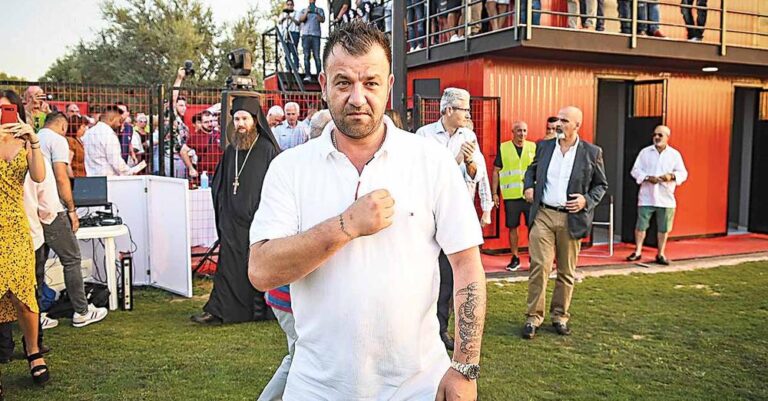 Στο ψυχιατρείο το αφεντικό της Παναχαϊκής – Μπούκαρε σε ναούς και τραμπούκιζε ιερείς