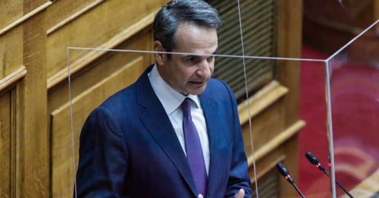 Μητσοτάκης: Δεν θα είναι υποχρεωτικός ο εμβολιασμός των εκπαιδευτικών