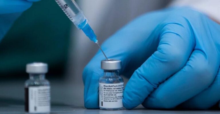 Εμβόλιο Pfizer: Νέα δεδομένα για την τρίτη δόση