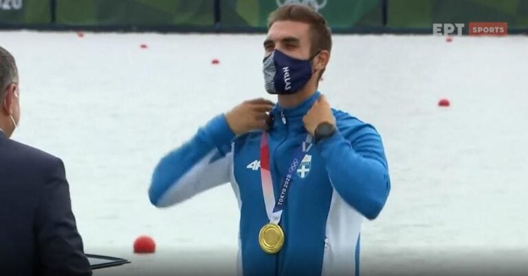 Στέφανος Ντούσκος: Η απονομή του χρυσού μεταλλίου κι η ανάκρουση του εθνικού ύμνου στους Ολυμπιακούς Αγώνες