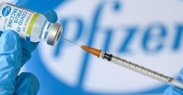 Εμβόλιο Pfizer: Ποιοι χρειάζονται τρίτη δόση