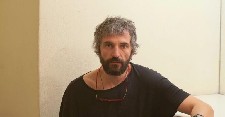 Άρης Σερβετάλης: «Ξεκίνησα να πιστεύω στον Θεό σε μια δύσκολη στιγμή της ζωής μου»