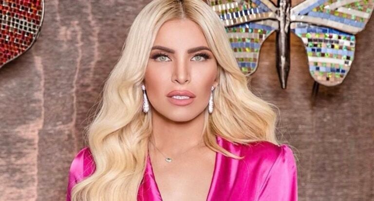 Κατερίνα Καινούργιου: Εμβολιάστηκε ξανά και έχει παρενέργειες