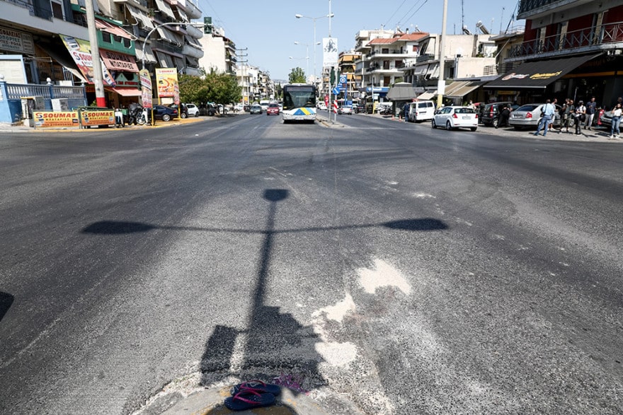 Νίκαια: Φορτηγό διαμέλισε και σκότωσε 6χρονη 4 troxaio__4__2