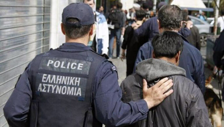 Προσφυγικό: Κατατέθηκε νομοσχέδιο στη Βουλή για μαζικές απελάσεις