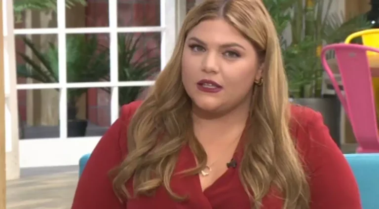 Δανάη Μπάρκα: «Μην ανεβάζετε άλλο καλοπέραση, είναι ύβρις, έλεος!»