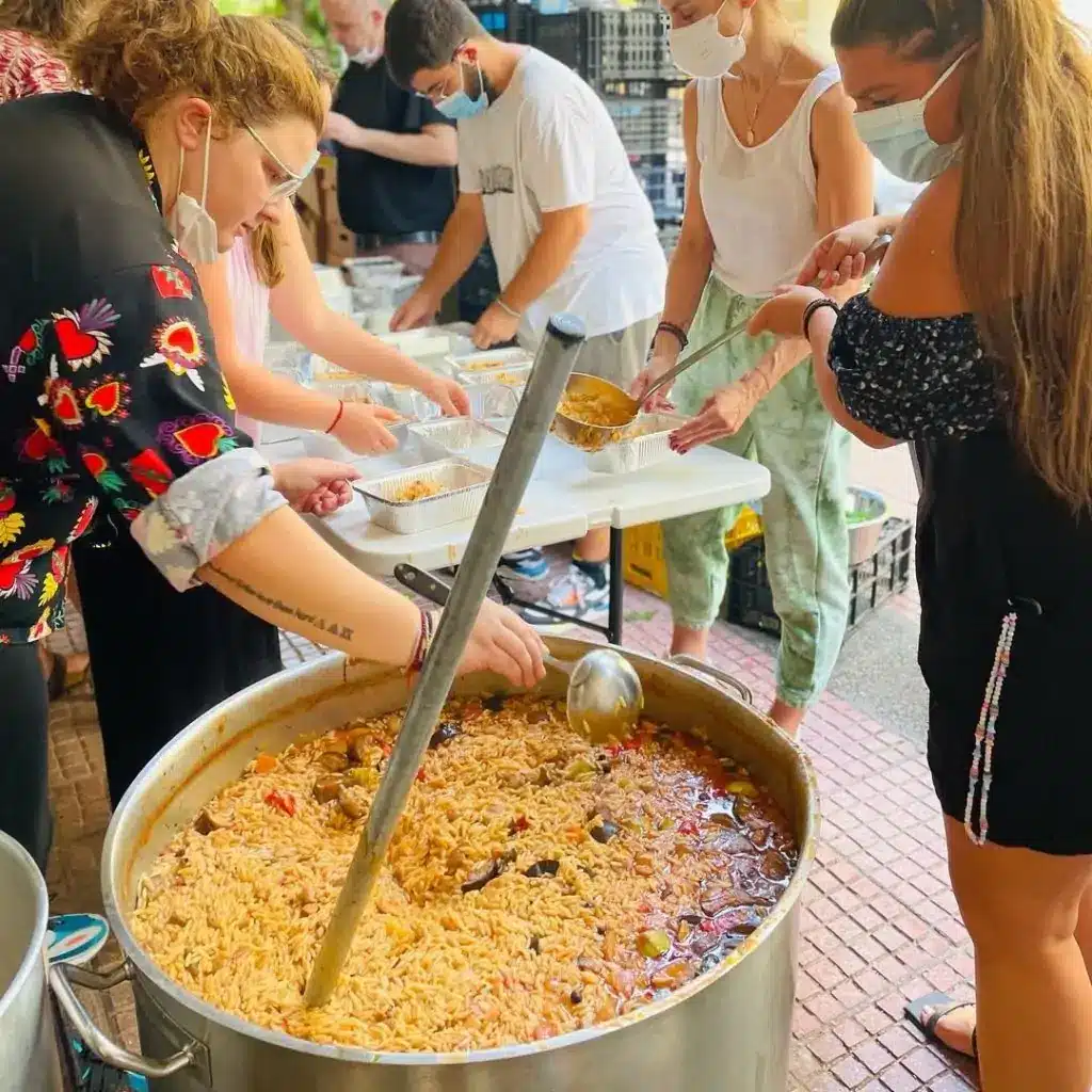 danai barka vgike stous dromous kai voitha tou pyropliktous eimaste oloi mazi2